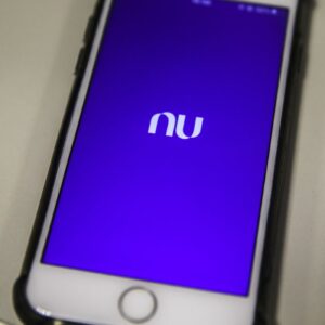 Nubank demite 40 pessoas e fecha assessoria de investimentos