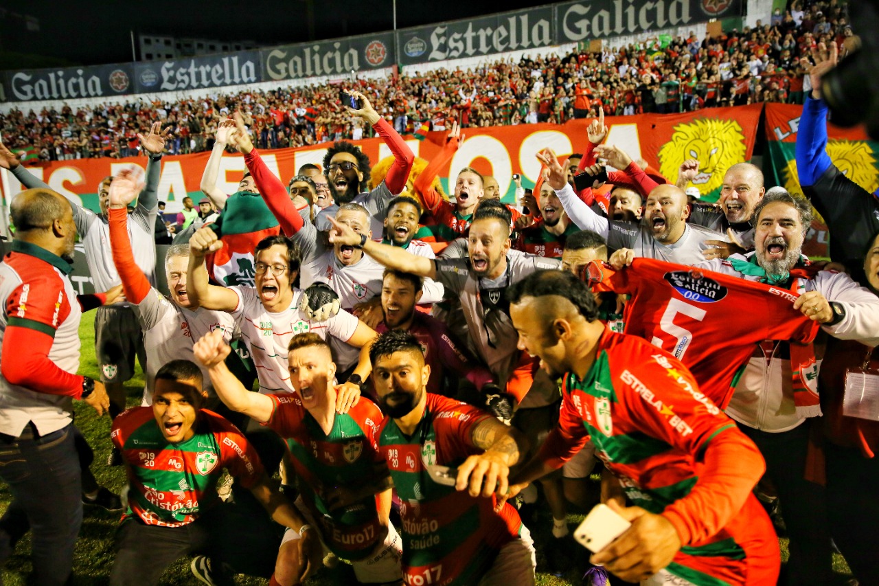 Portuguesa ganha do São Bento e fatura título da Série A2 do