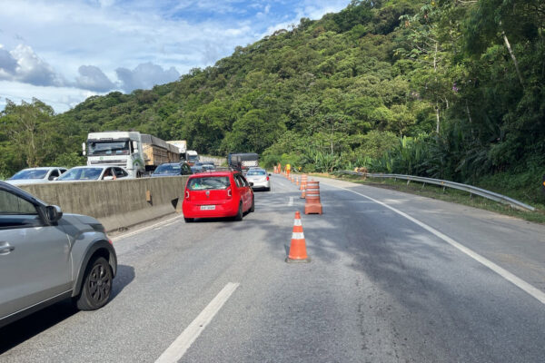 br-277 congestionamento litoral