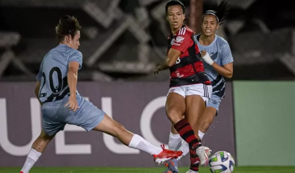 athletico feminino flamengo