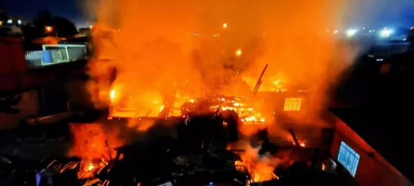 INCENDIO-CIDADE-INDUSTRIAL