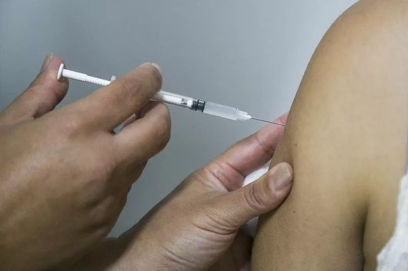 vacina bivalente curitiba