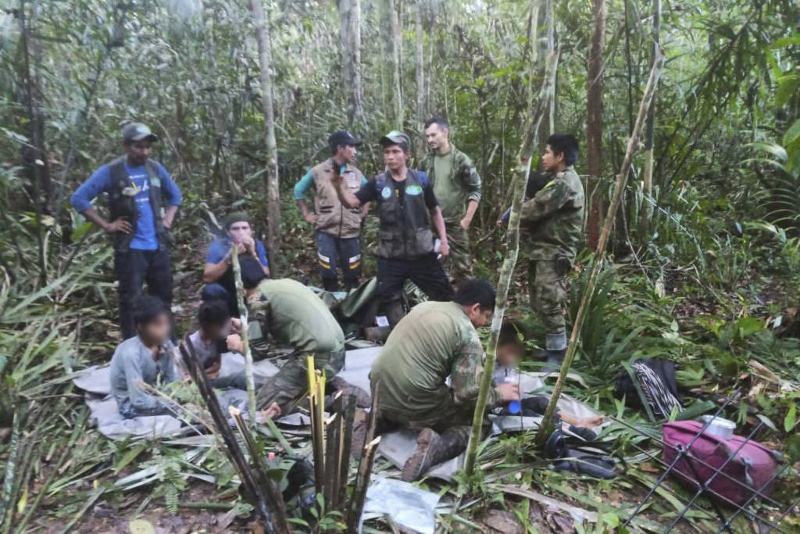Crianças perdidas em selva colombiana são encontradas após 40 dias