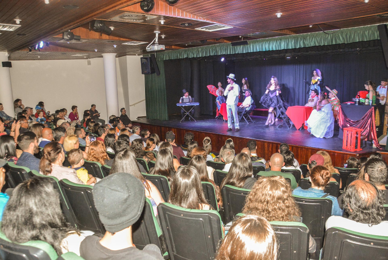 festival-teatro-pinhais