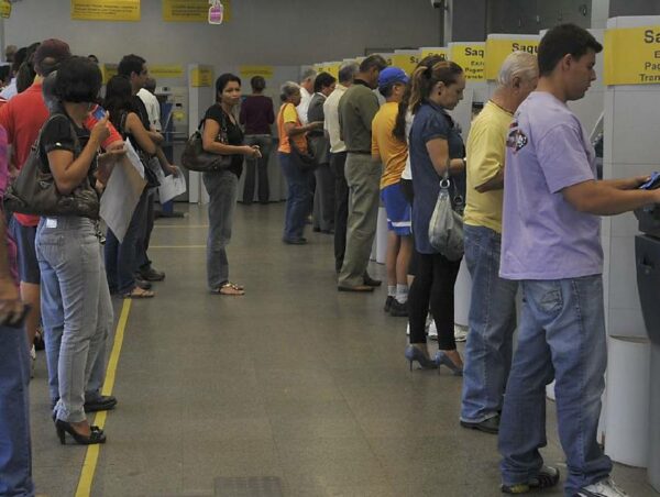 bancos-horario-copa-feminina