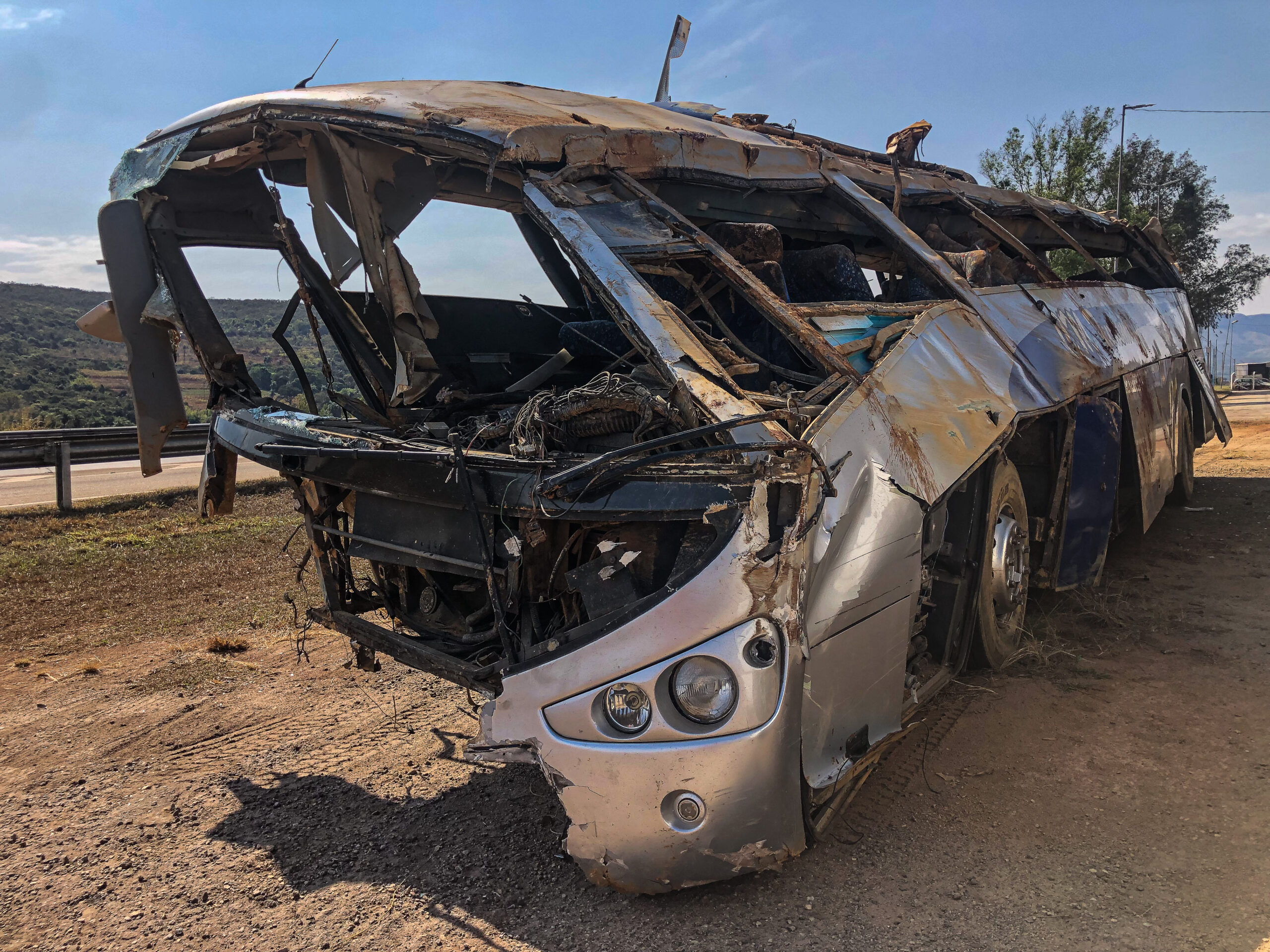 O que se sabe sobre acidente com ônibus de torcedores do Corinthians Massa News