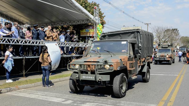 desfile-pinheirinho