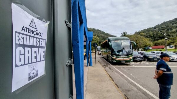 ferry-boat-guaratuba-greve