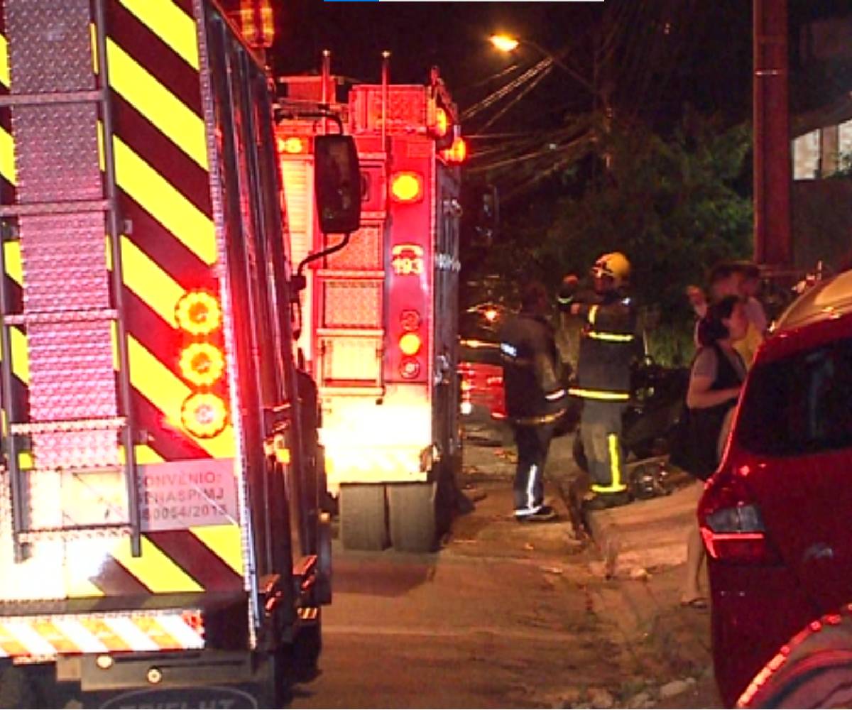 incendio-casa-marcenaria-curitiba