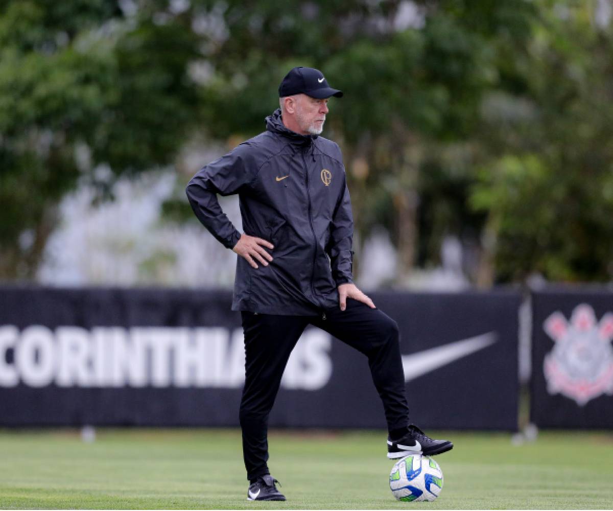 mano-menezes-volta-corinthians