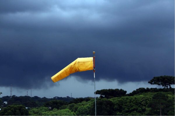 alerta-tempestade-parana-4-outubro