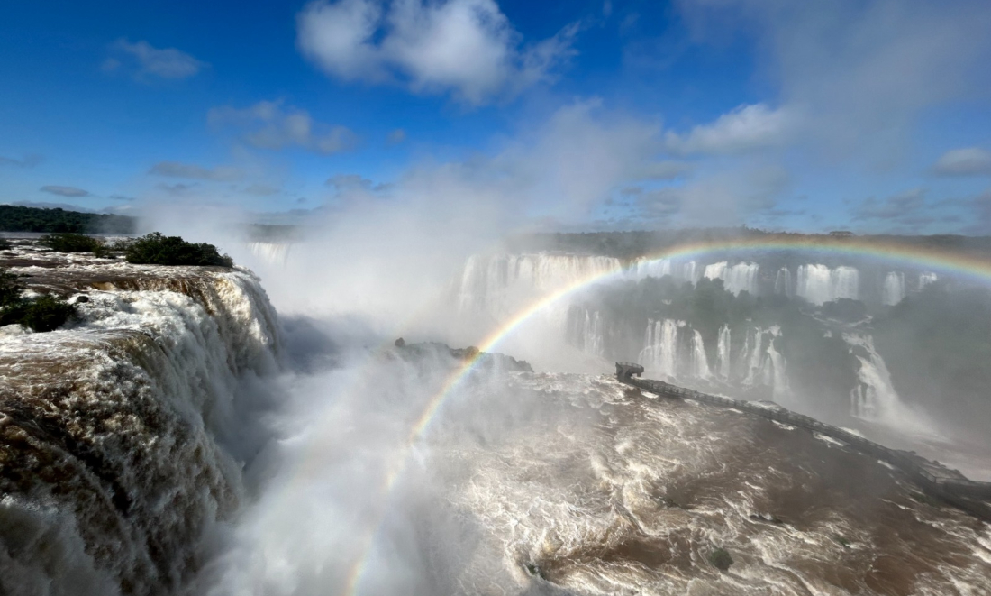 cataratas-do-iguacu-vazao