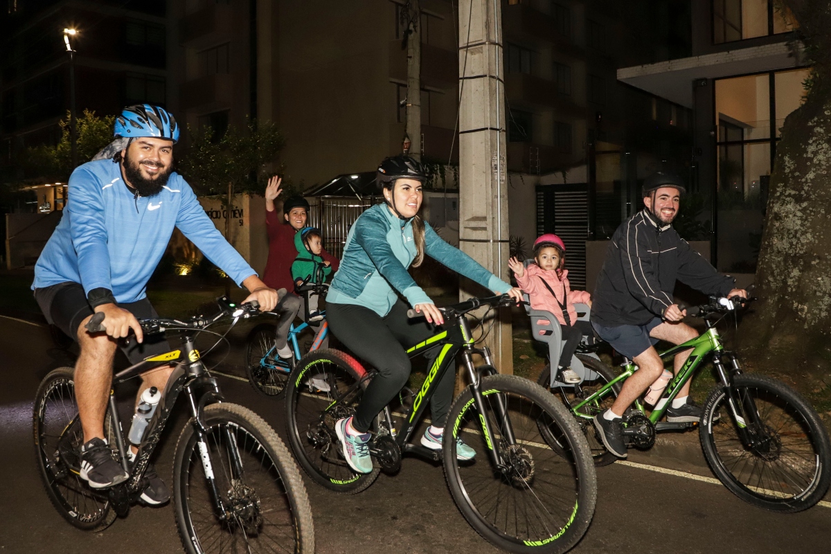 corrida-pedalada-halloween-em-curitiba