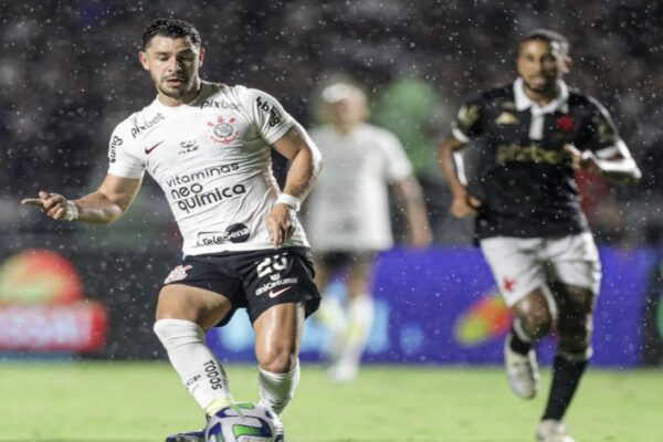 Corinthians-bate-Vasco