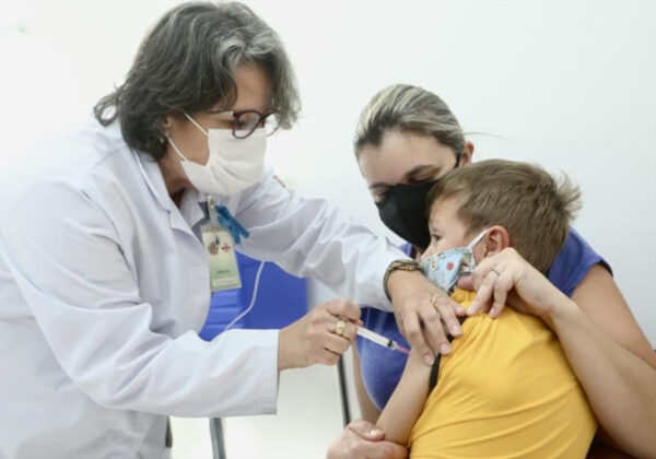 covid-19-vacina-criancas