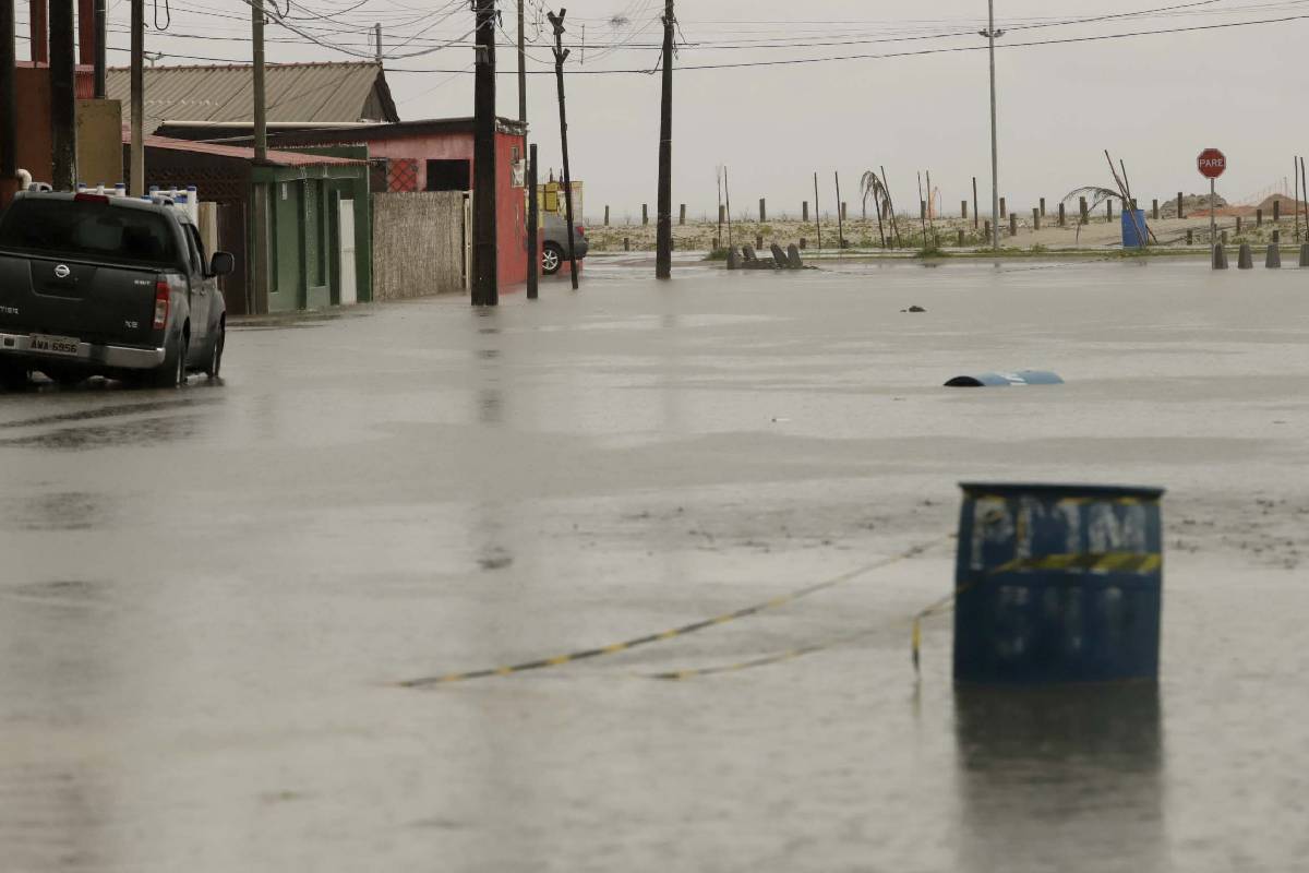 ate-quando-vai-chover-litoral-parana