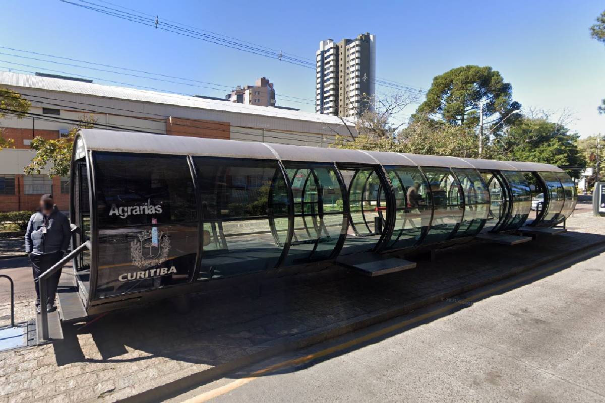 estacao-tubo-agrarias-curitiba