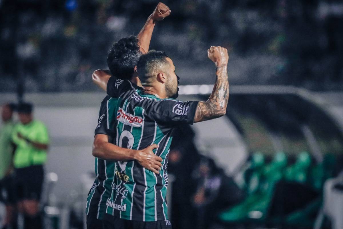 Maringá vence o São Joseense e retoma liderança do Paranaense