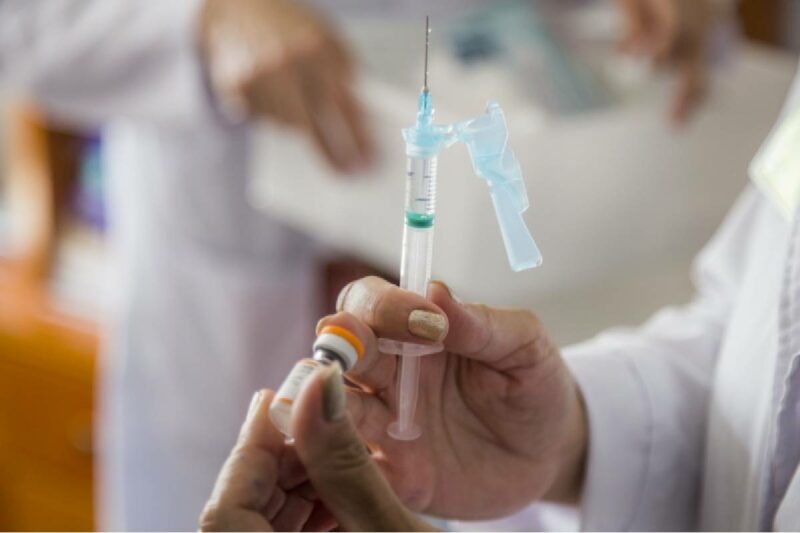 vacina-covid-curitiba-doses-remanescentes