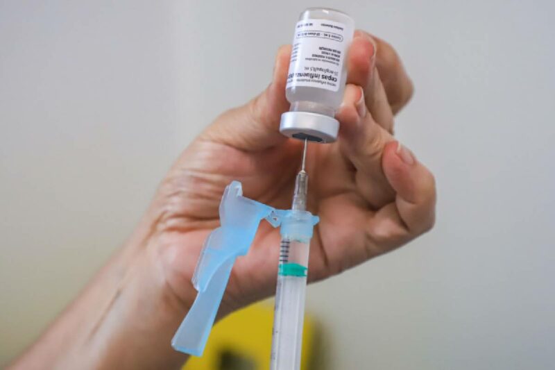 vacina-gripe-curitiba-aplicacao