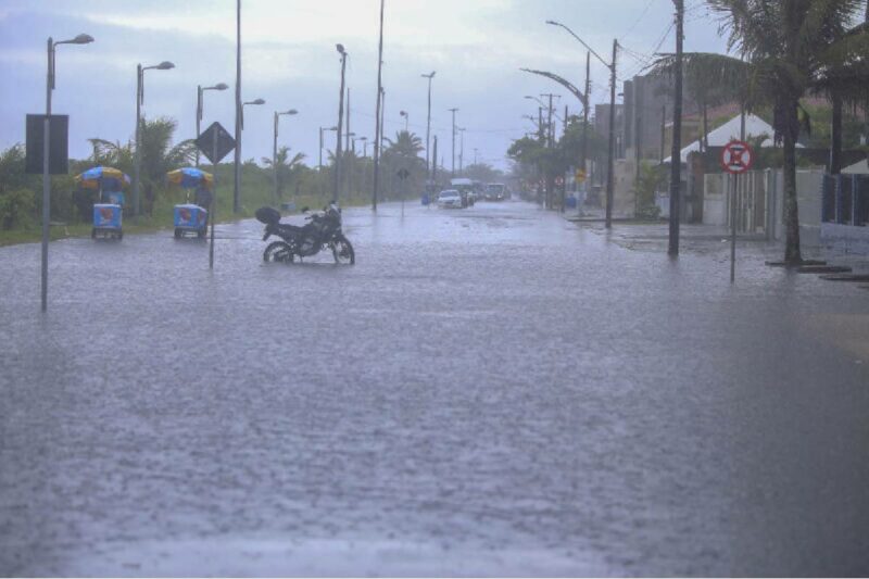 alerta-amarelo-de-chuvas-intensas-100-cidades