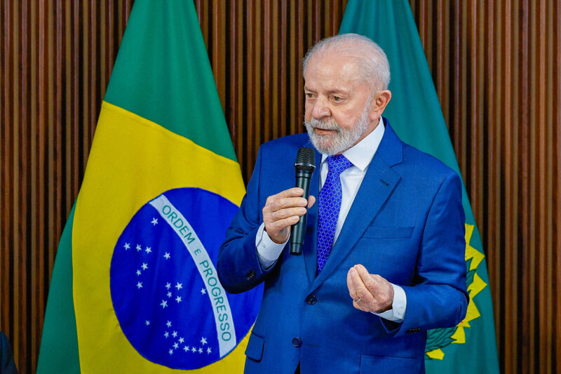 lula em curitiba agenda fafen araucária fábrica renault são josé dos pinhais