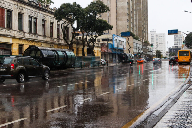 alerta-de-tempestade-no-parana