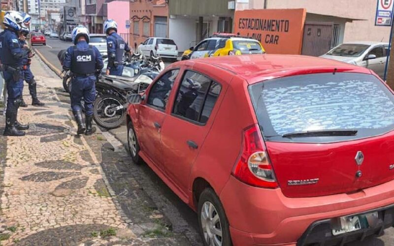 carro-roubado-em-ponta-grossa