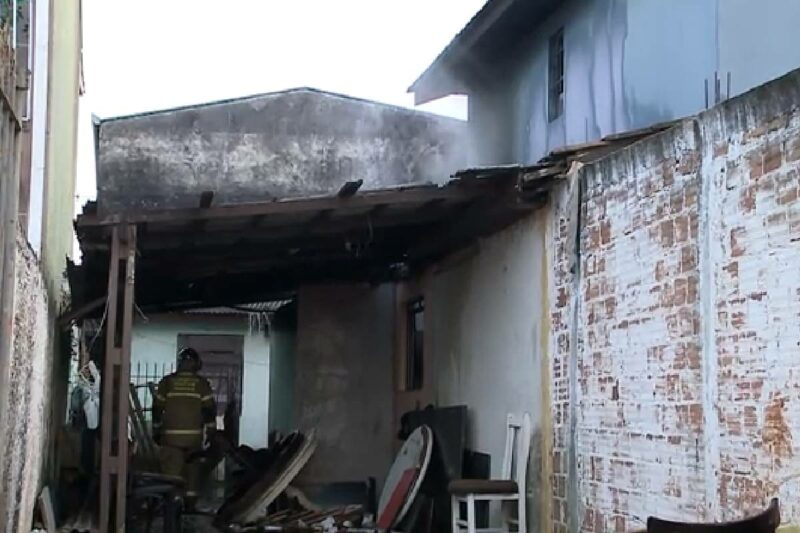 incendio-criminoso-em-curitiba-hoje