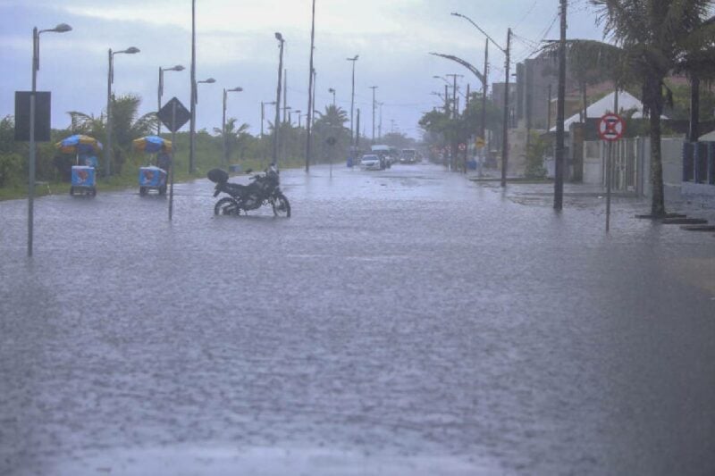 alerta-amarelo-de-chuvas-intensas-parana-cidades