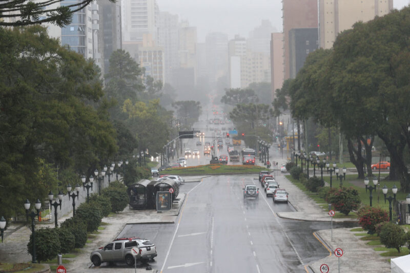 alerta-amarelo-chuvas-intensas